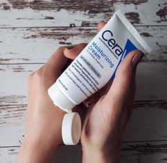 kem dưỡng ẩm dành cho người lười