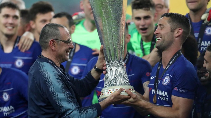 Huấn luyện viên Maurizio Sarri và Sarri ball đầy đặc trưng