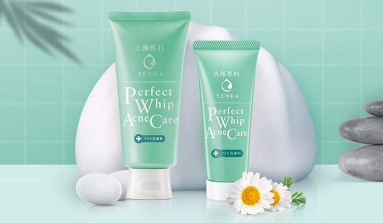 Review Senka Perfect Whip Acne Care có tốt không?
